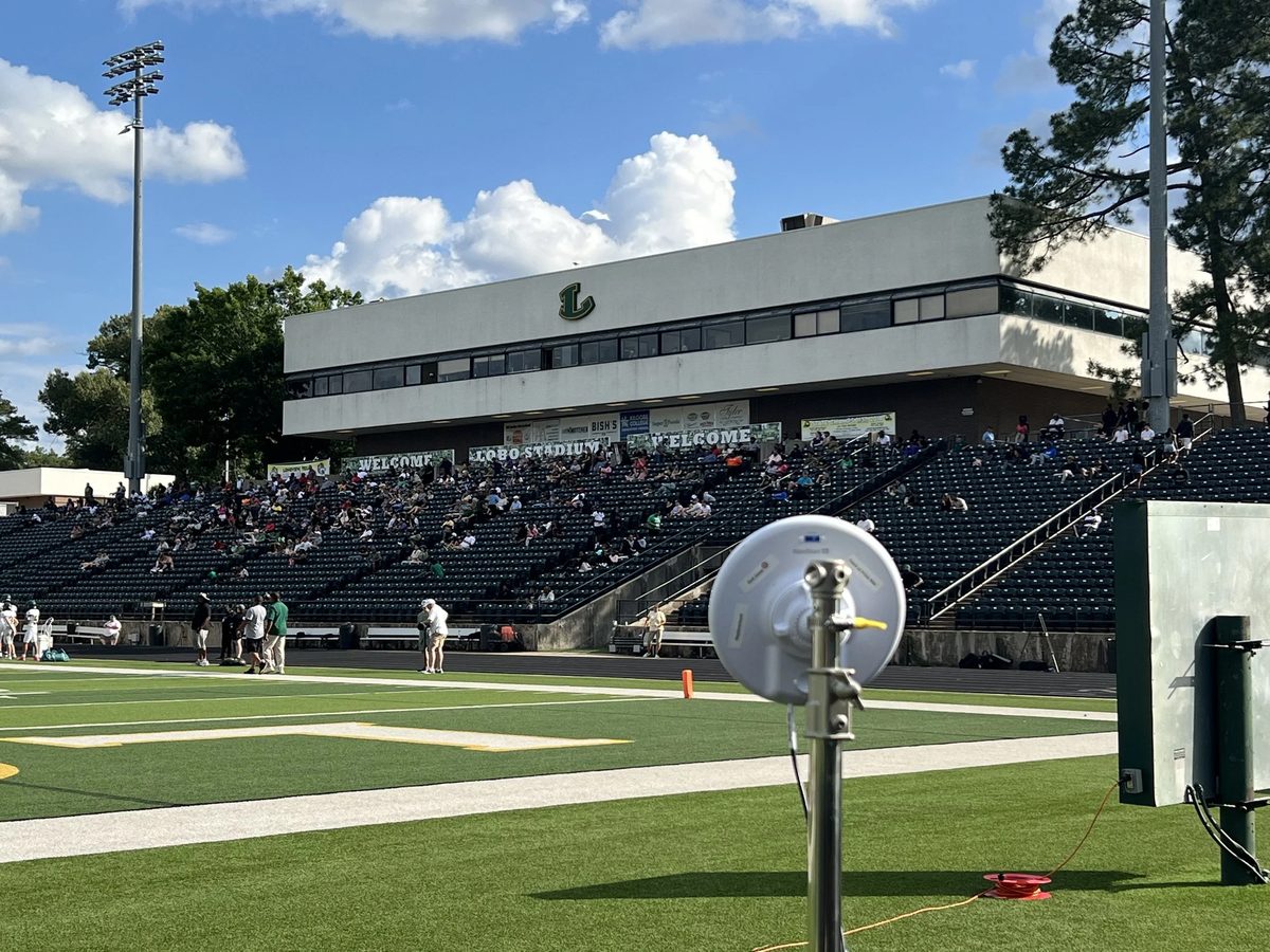 SkyCoach powers Longview Lobos with seamless in-game replay: “We fell in love with it … It’s been a big help for us.”